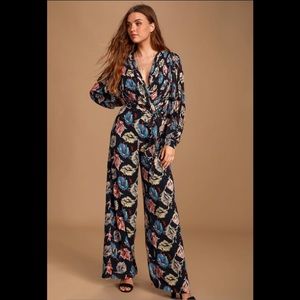 Lulu’s Leaf Print Balloon Sleeve Wide-Leg Jumpsuit